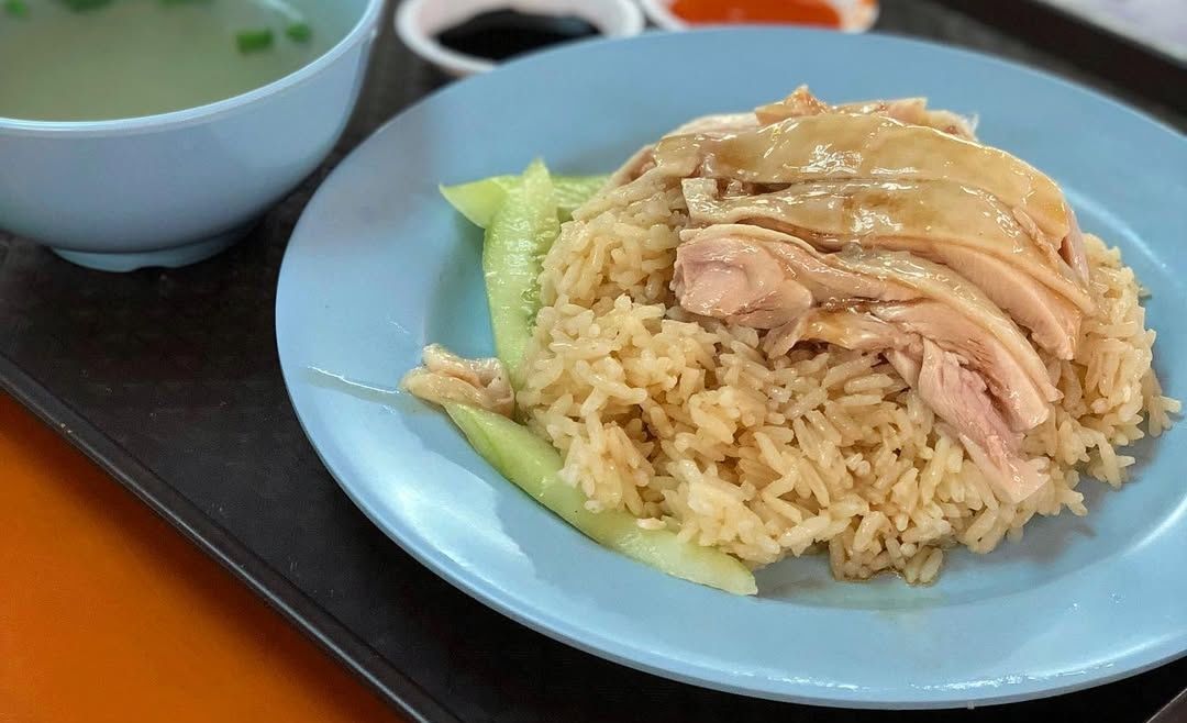 Weekend trip tip: Best hawker food stalls at Maxwell Food Centre, Singapore